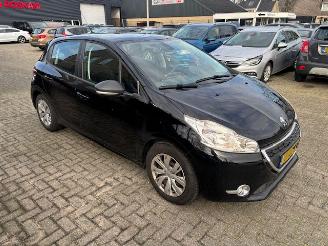 Peugeot 208 1.2 5-drs Envy Nap picture 2
