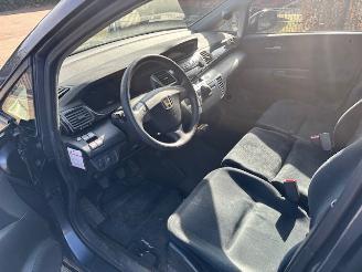 Honda Fr-v 2.0i Comfort airco picture 15