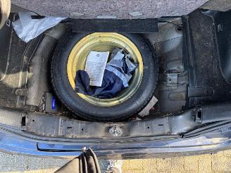 Honda Fr-v 2.0i Comfort airco picture 11