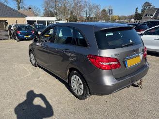 skadebil auto Mercedes B-klasse 180 CDI Edition Automaat 2013/4