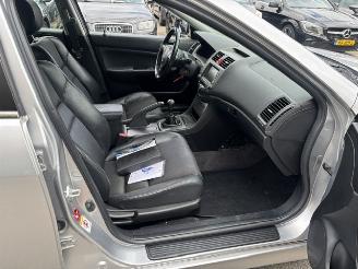 Honda Accord 2.0i Executive picture 11