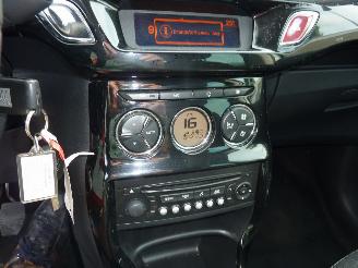 Citroën C3 1.2 VTI CLIMAT picture 11