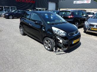 Auto incidentate Kia Picanto 1.2 CVVT DYNAMICLINE CLIMAT 2016/1