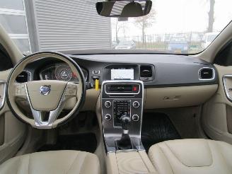 Volvo V-60 1.6 D2 picture 11