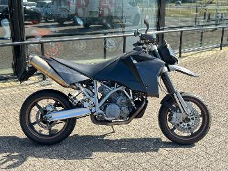 KTM  SM 950 Supermoto picture 2