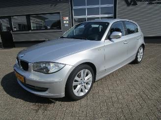 krockskadad bil auto BMW 1-serie 120I High Executive 2010/6