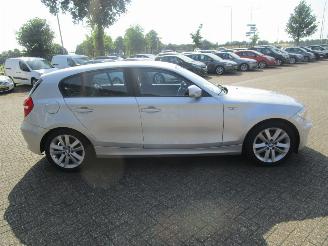 BMW 1-serie 120I High Executive picture 6