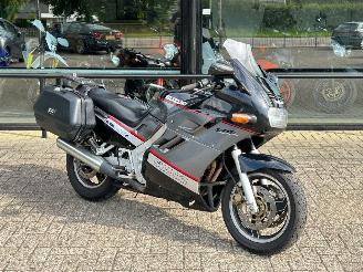 uszkodzony motocykle Suzuki GSX 1100 F 1990/3