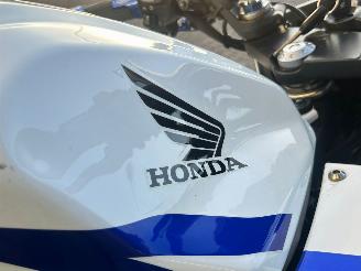 Honda CBR 500 R  picture 15