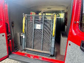 Citroën Jumper 30 L1H1 2.2HDI 100 Invalidebus Roelstoelbus picture 14