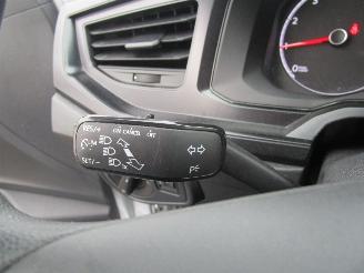 Volkswagen Polo 1.0 MPI Trendline 5drs picture 14