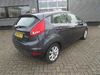 skadebil auto Ford Fiesta 1.25 Ghia 5drs 2009/2