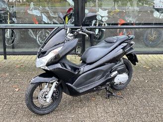 skadebil motor Honda PCX 125  2011/3