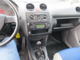 Volkswagen Caddy Life 1.6 picture 13