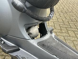 Vespa  Sprint 50 4T picture 12