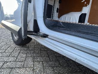 Peugeot Expert 2.0 BlueHDI 120 Standard Automaat picture 29