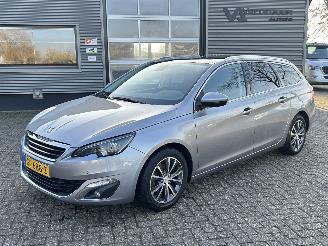 ocasión turismos Peugeot 308 SW 1.2 PureTech Blue Lease Premium 2015/6