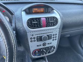 Opel Corsa 1.2 16V Silverline picture 20