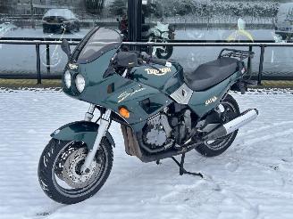 Vaurioauto  motor cycles Triumph Trident 900 Sprint 1994/6