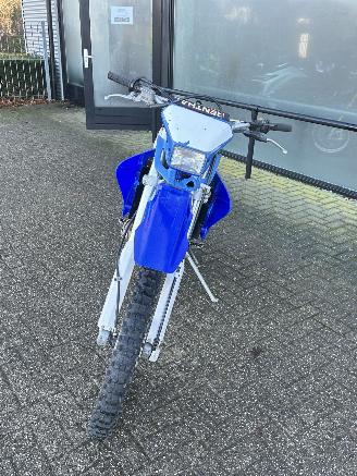 Yamaha WR 400 F Enduro picture 8