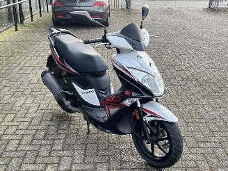 Kymco  Super8 picture 7