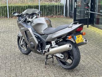 Honda  CBR 1100XX S Blackbird picture 3