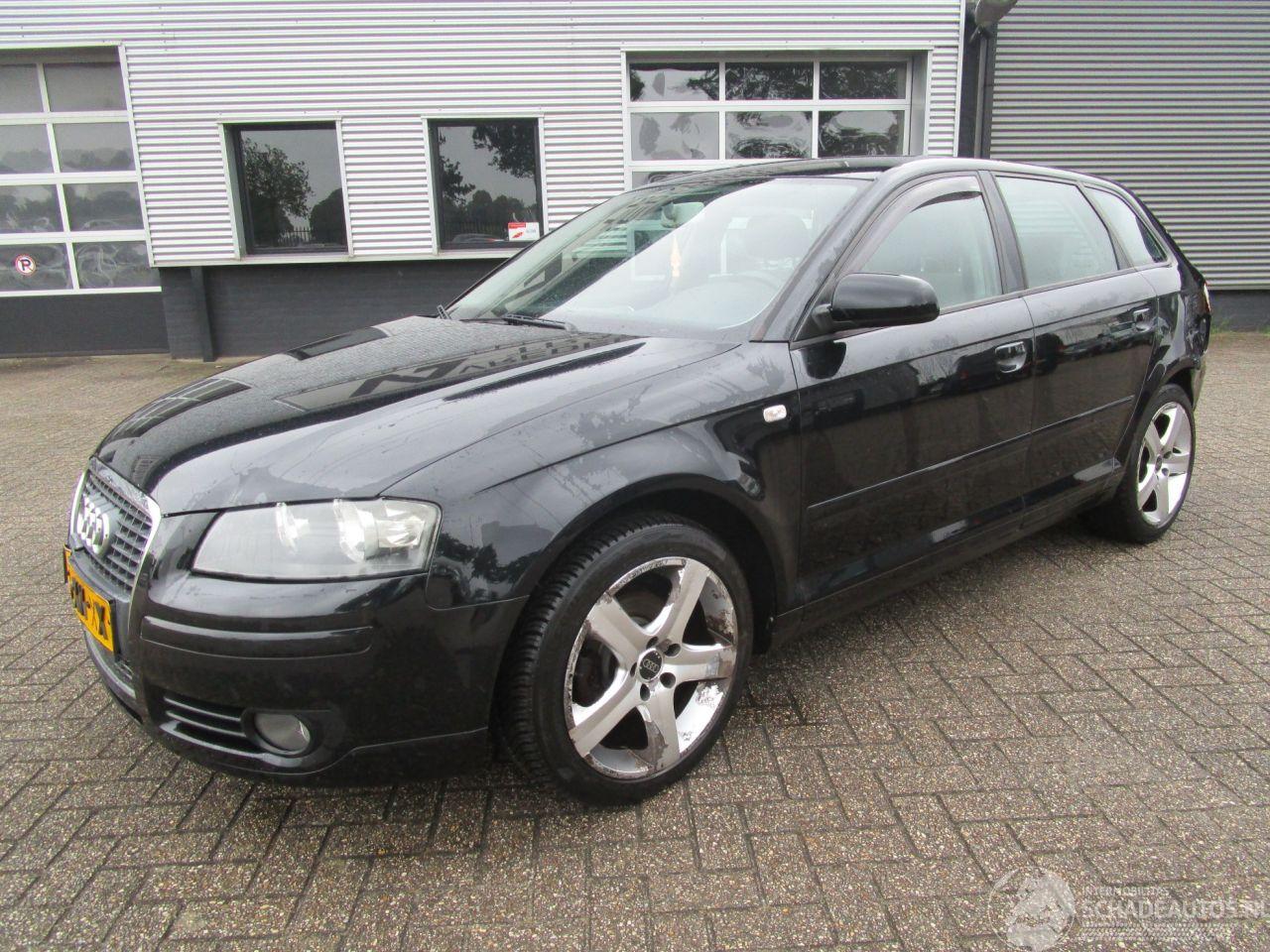 Audi A3 Sportback 1.6 FSI Attraction