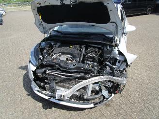 Opel Corsa-E 1.0 Turbo 120 Jaar Edition picture 19