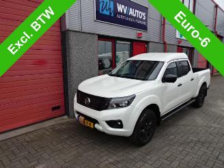 krockskadad bil bedrijf Nissan Navara NISSAN 2.3 190 pk 5 zitter automaat 2022/3