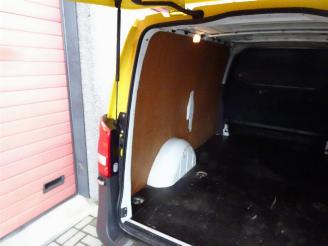Mercedes Vito 111 CDI Functional Lang 3 zits airco 146622 km !!!!! picture 23