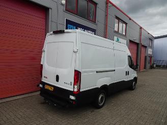 Iveco Daily 35S15V 2.3 352 H2 L 32zits airco 3500kg ahk picture 3