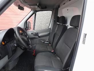 Mercedes Sprinter 414 2.2 CDI 432 HD 3 zits koffer met laadklep airco picture 10
