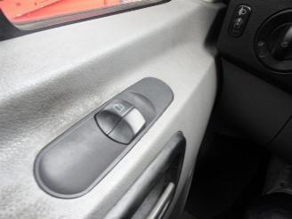 Mercedes Sprinter 414 2.2 CDI 432 HD 3 zits koffer met laadklep airco picture 18