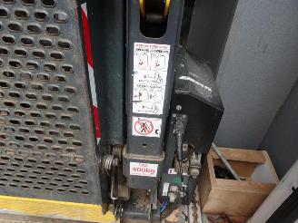 Peugeot Boxer PEUGEOT peugeot boxer rolstoelbus 9 pers met lift airco picture 25