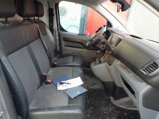 Peugeot Expert 2.0 BlueHDI 120 Standard Asphaltv 3 zits navi airco picture 14