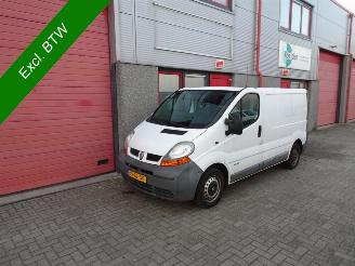 begagnad bil bedrijf Renault Trafic 1.9 dCi L1H1 3 zitter apk 1-2027 !!!!!!!!!!!!!!! 2004/1