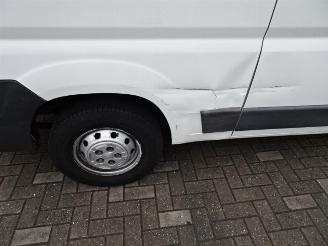 Peugeot Boxer 330 2.0 BlueHDI L2H2 Premium Pack 2 x schuifdeur picture 15