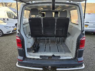 Volkswagen Transporter 2.0 TDI 8 Pers DSG picture 10