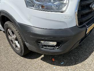 Ford Transit  picture 10