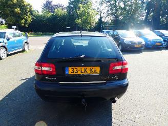 Volvo V-40 1.8 Europa picture 4