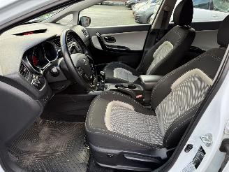 Kia Ceed 1.6 GDI Plus Pack (Hatchback 5-dr.) picture 23