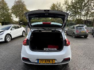 Kia Ceed 1.6 GDI Plus Pack (Hatchback 5-dr.) picture 17