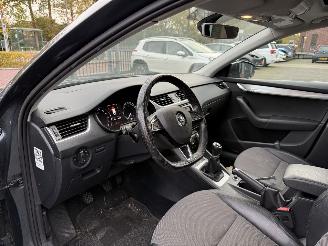 Skoda Octavia 1.6 TDI Greentech PANORAMADAK  Ambition Business picture 4