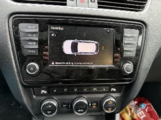 Skoda Octavia 1.6 TDI Greentech PANORAMADAK  Ambition Business picture 17