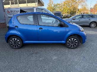 Toyota Aygo 1.0 VVT-i Now  AIRCO  Hatchback 5-dr. picture 6