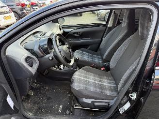 Peugeot 108 1.0 e-VTi Active  Hatchback 5-dr. picture 23