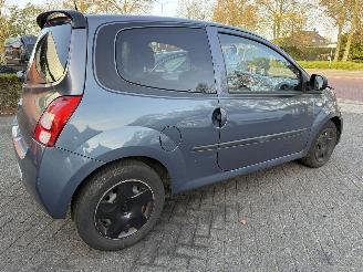 Renault Twingo 1.2-16V Collection  Hatchback 3-dr. picture 28