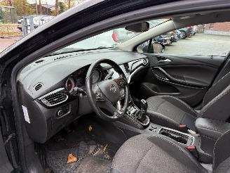 Opel Astra 1.4 Innovation picture 8