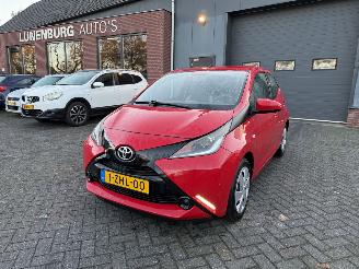 Avarii autoturisme Toyota Aygo 1.0 VVT-i x-play (Hatchback 5-dr.) 2015/2