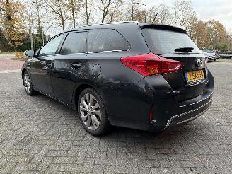 Toyota Auris 1.8 Hybrid Lease Pro picture 3